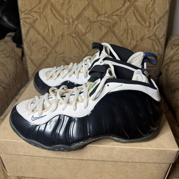 nike foamposite size 10.5